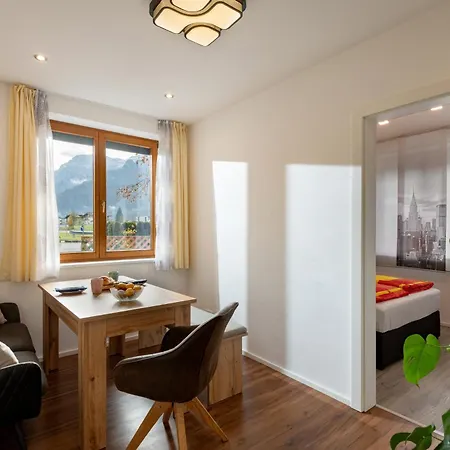 Weiss Апартаменты